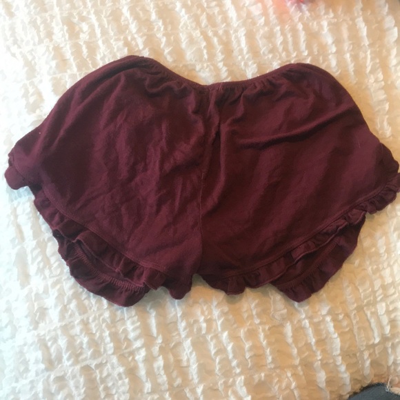 Brandy Melville shorts - Picture 3 of 3